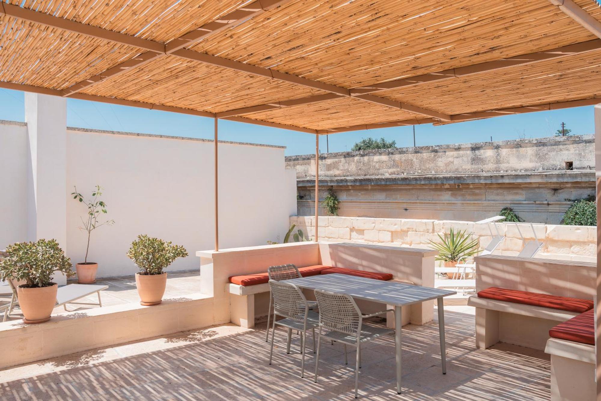 לצ'ה Lotus Apartment & Rooftop By Residence Colibri מראה חיצוני תמונה