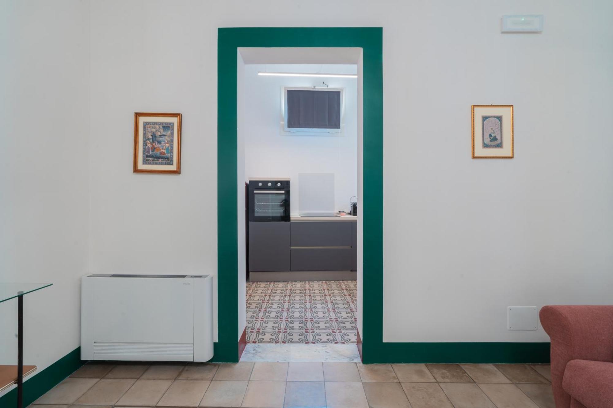 לצ'ה Lotus Apartment & Rooftop By Residence Colibri מראה חיצוני תמונה